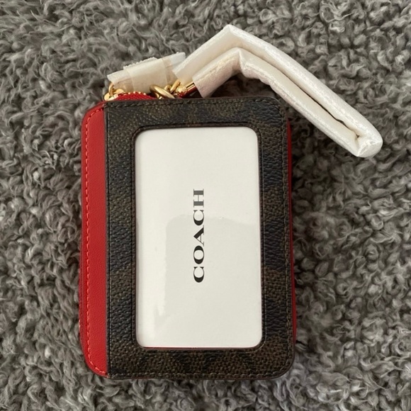 COACH ZIP CARD CASE - Picture 2 of 2